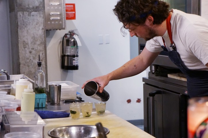 20180918_234827-2172x1448-1536x1024